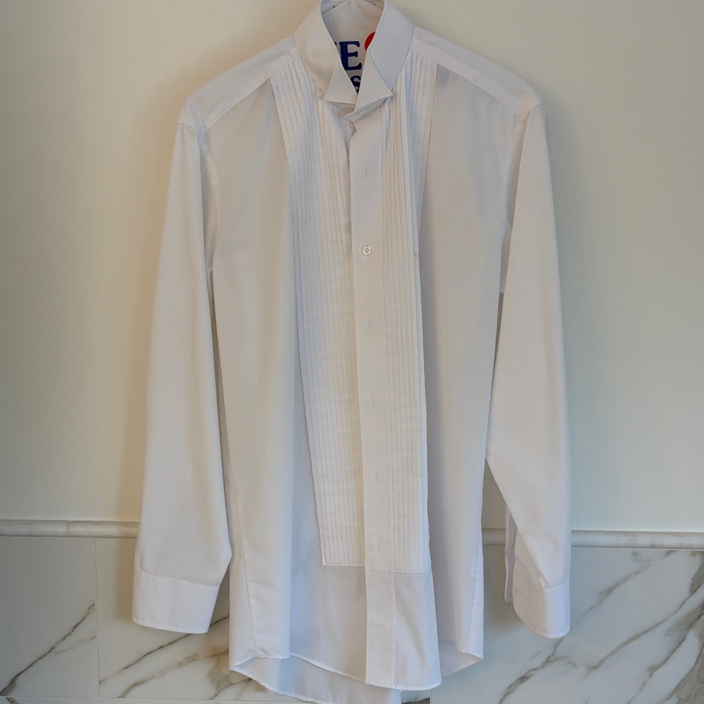 White Wing collar pleated tuxedo Shirt